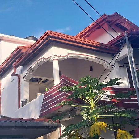Javi Holiday Home Trincomalee Exterior foto