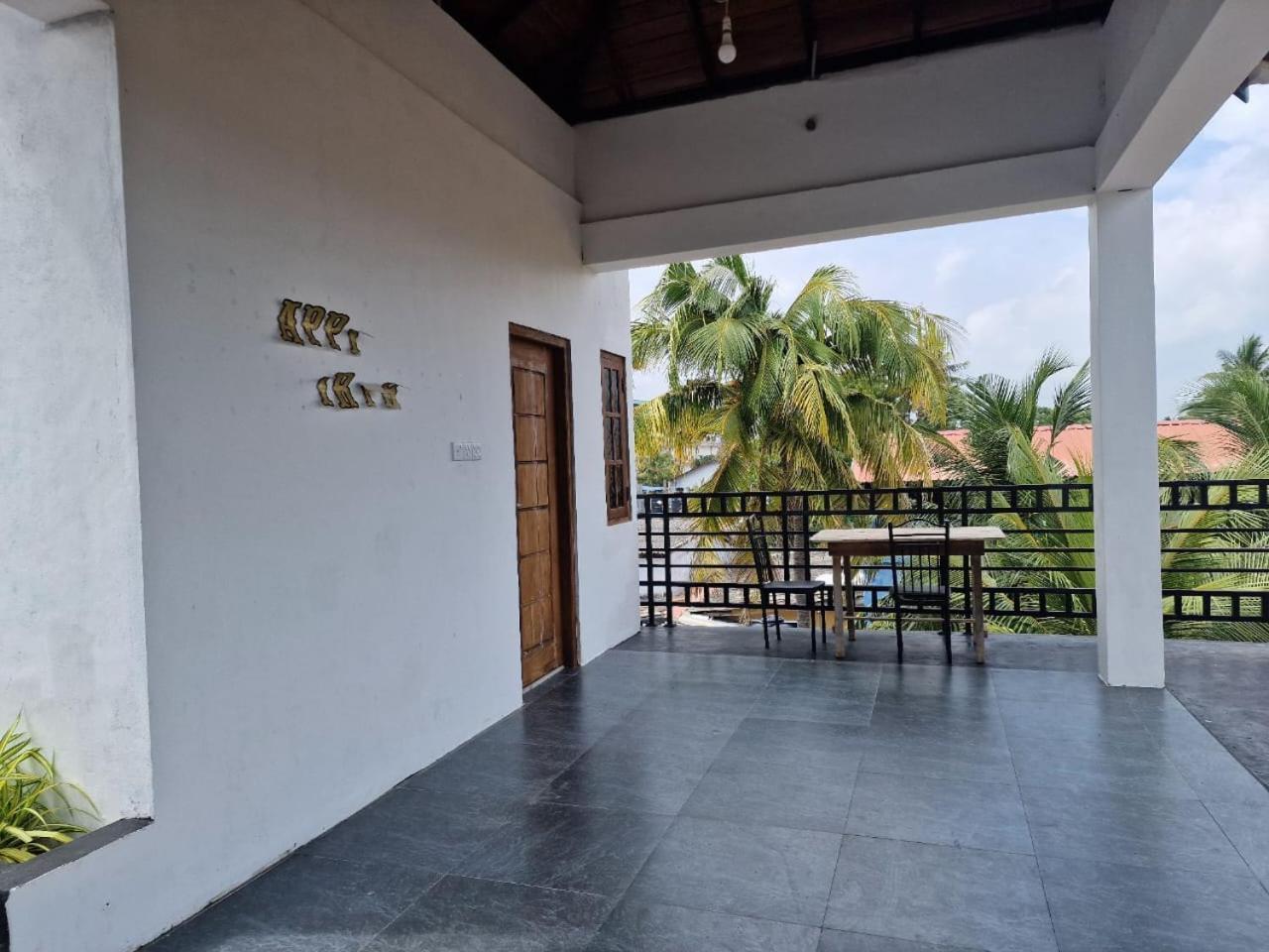 Javi Holiday Home Trincomalee Exterior foto